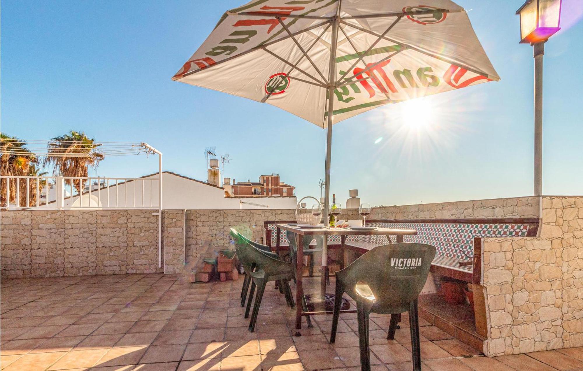 Stunning Home In Mlaga With 2 Bedrooms And Wifi Málaga Exterior foto